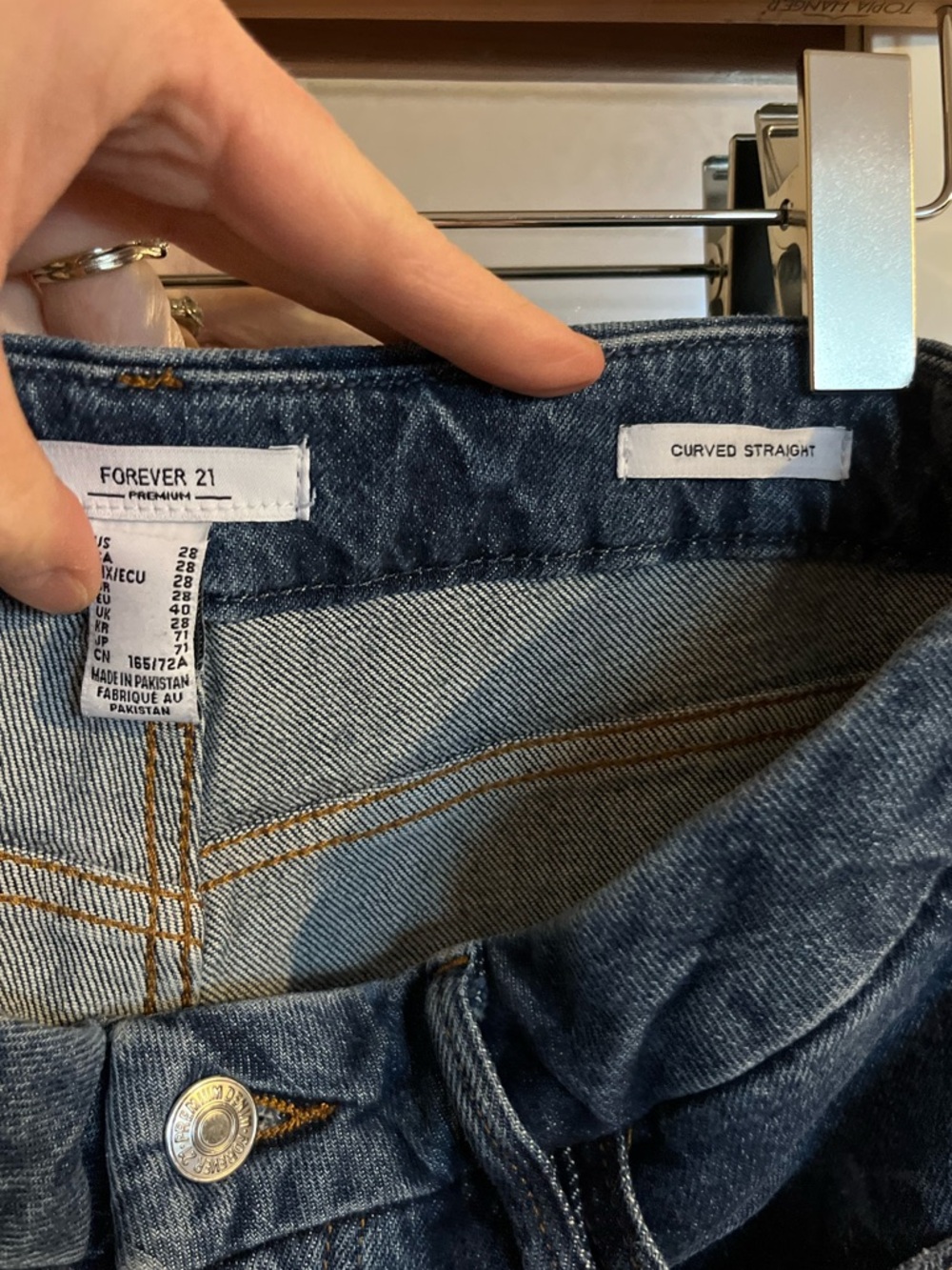 SOLD Forever 21 Curvy Straight Fit Jeans - Picture 5 of 6